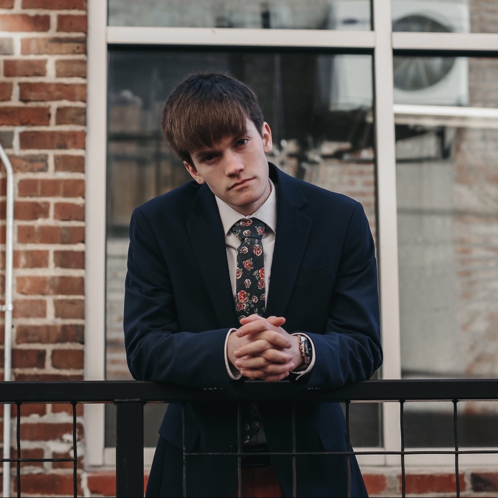 Meet your Posher, Eli